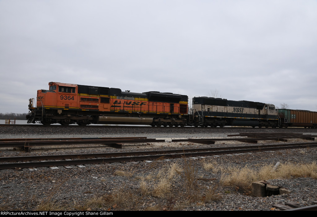 BNSF 9364